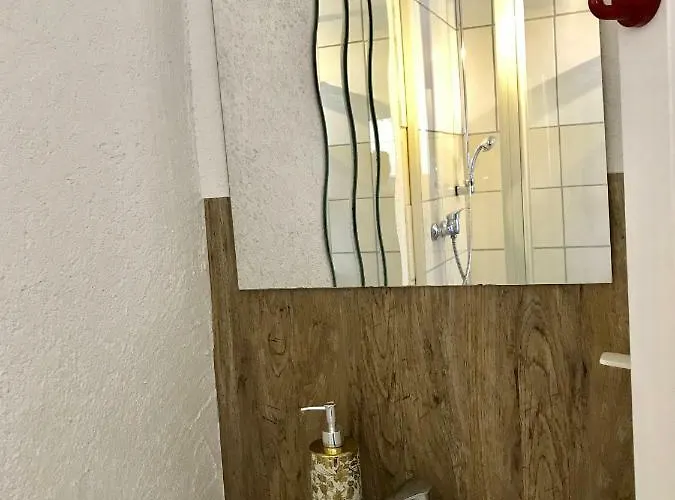 In Eller Ediger-Eller